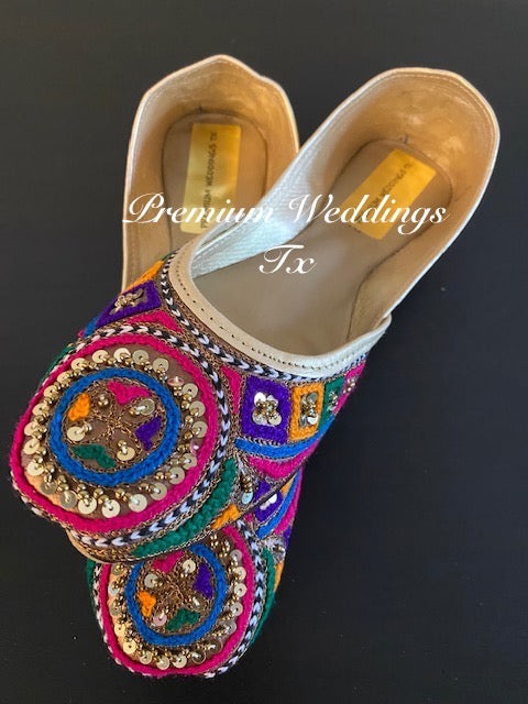 Resham Embroidery Jutti - Premium Weddings TX